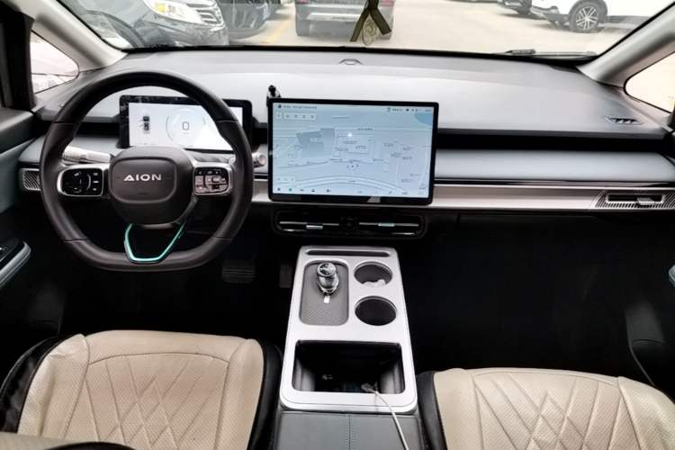Used AION Y 2025 Plus 510 Smart Edition Center Console