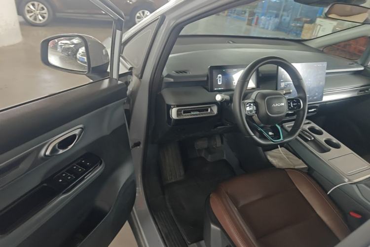 Used AION Y 2025 Plus 510 Smart Edition Driver Seat