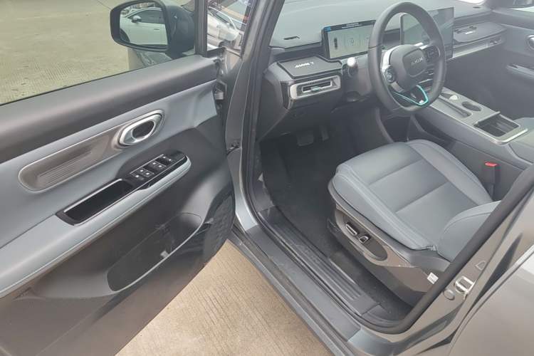 Used AION Y 2025 Plus 510 Zhihao Edition Driver Seat