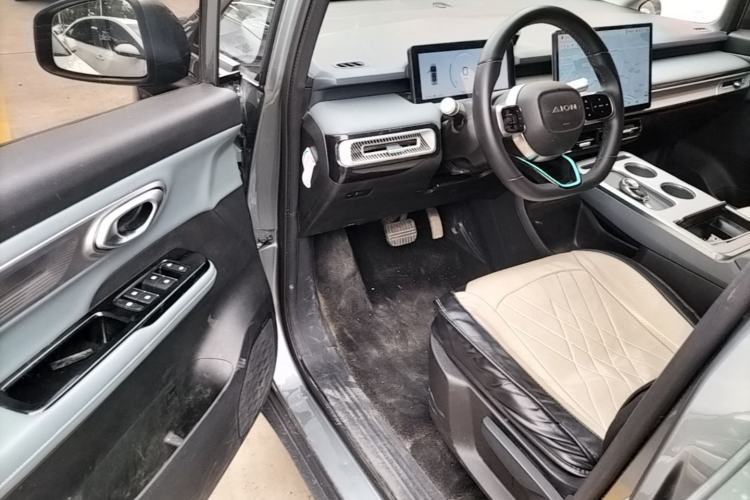 Used AION Y 2025 Plus 510 Smart Edition Driver Seat
