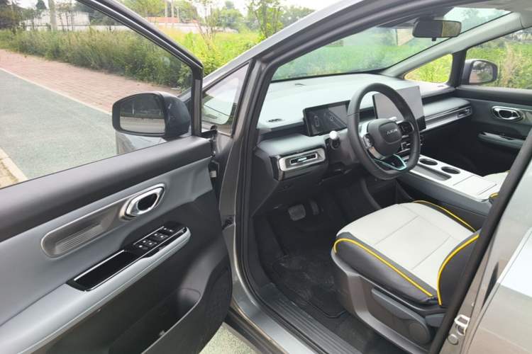 Used AION Y 2025 Plus 510 Smart Edition Driver Seat