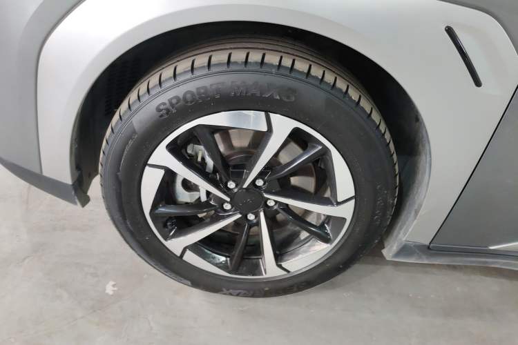 Used AION Y 2025 Plus 510 Smart Edition Exterior 4
