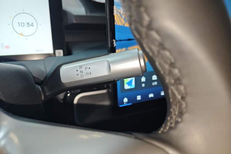 Used AION Y 2025 Plus 510 Smart Edition Gear Lever