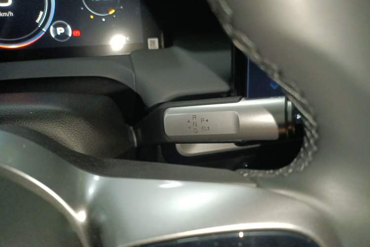 Used AION Y 2025 Plus 510 Zhihao Edition Gear Lever