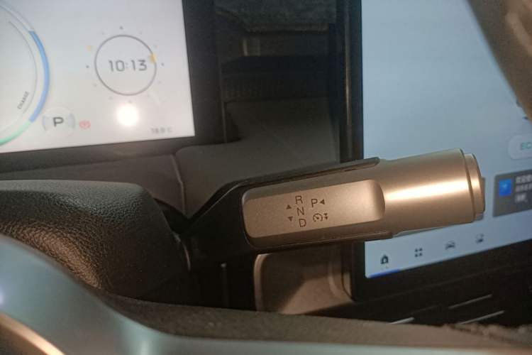 Used AION Y 2025 Plus 510 Smart Edition Gear Lever