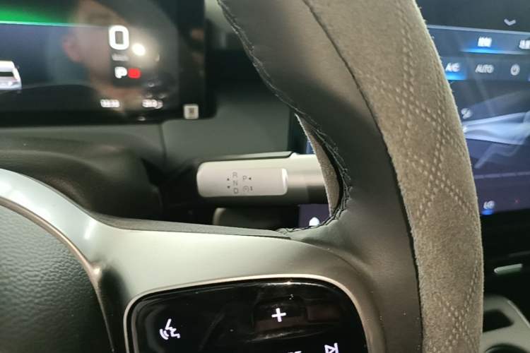 Used AION Y 2025 Plus 510 Smart Edition Gear Lever