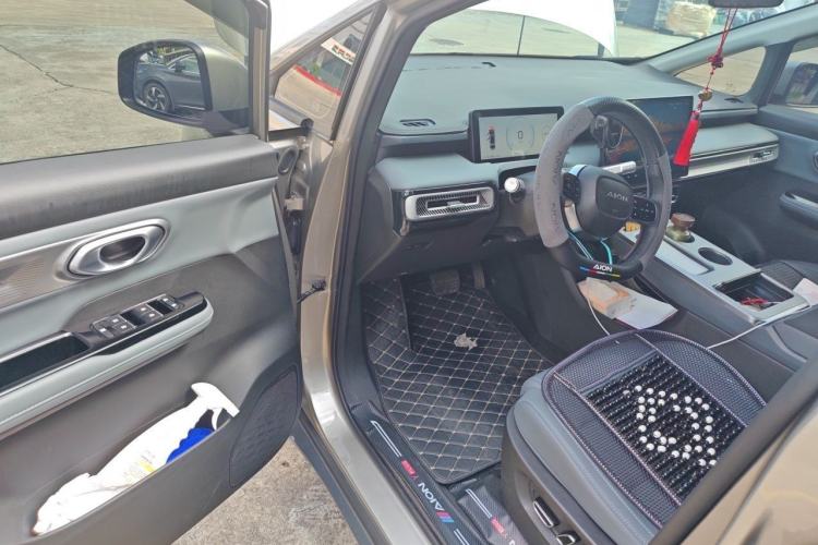 Used AION Y 2025 Plus 510 Zhihao Edition Interior 3