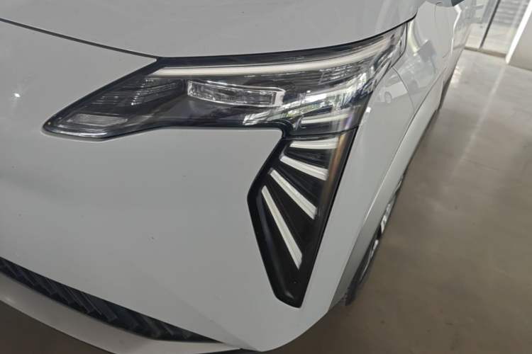 Used AION Y 2025 Plus 510 Smart Edition Left Front Headlight