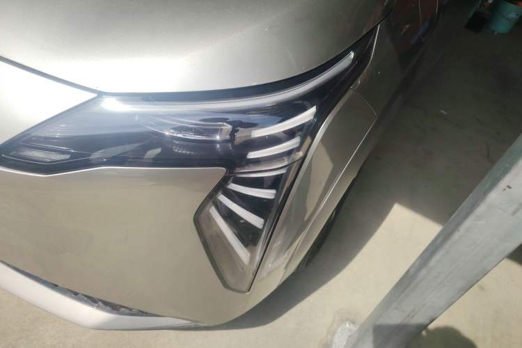 Used AION Y 2025 Plus 510 Zhihao Edition Left Front Headlight