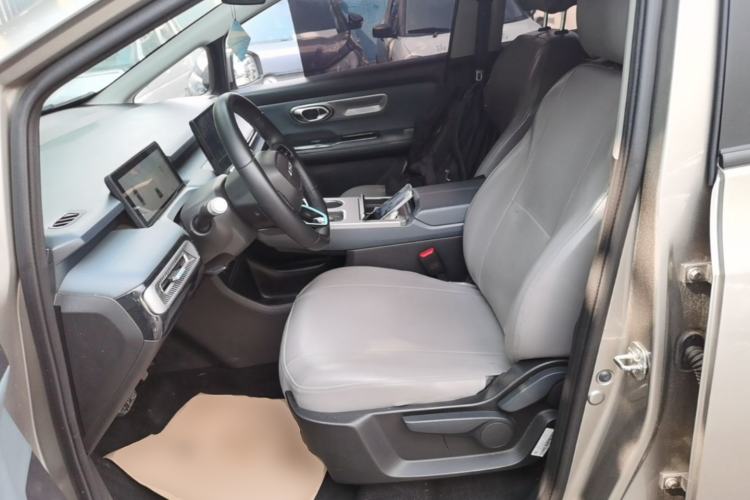 Used AION Y 2025 Plus 510 Smart Edition Left Front Seat