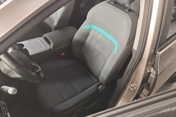 Used AION Y 2025 Plus 510 Enjoy Edition Left Front Seat