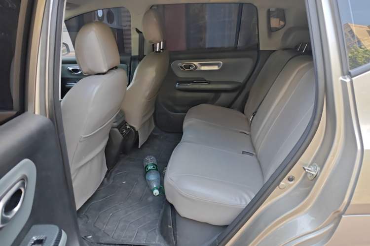Used AION Y 2025 Plus 510 Smart Edition Left Rear Seat