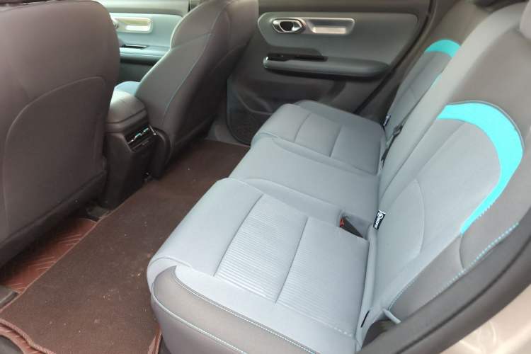 Used AION Y 2025 Plus 510 Enjoy Edition Left Rear Seat
