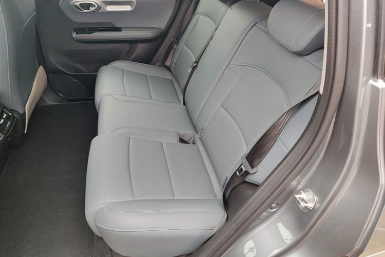 Used AION Y 2025 Plus 510 Zhihao Edition Left Rear Seat
