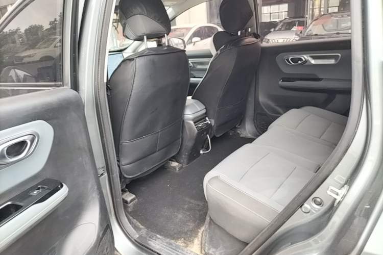 Used AION Y 2025 Plus 510 Smart Edition Left Rear Seat