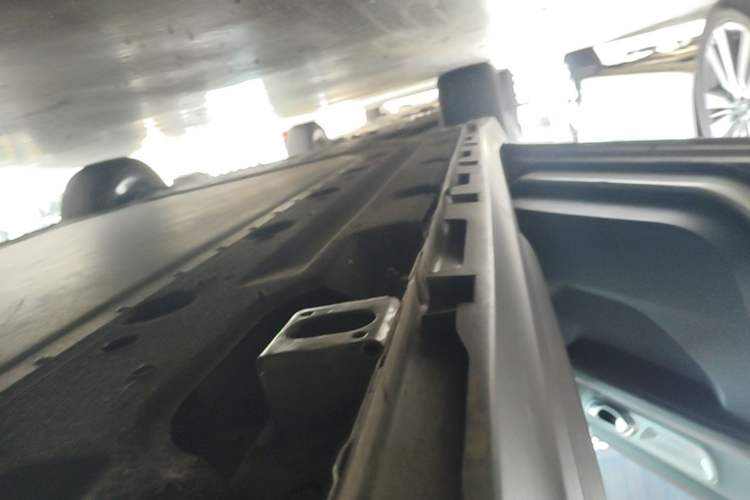Used AION Y 2025 Plus 510 Enjoy Edition Left Side Sill