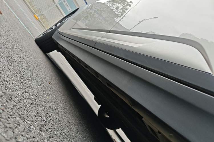 Used AION Y 2025 Plus 510 Enjoy Edition Left Side Sill