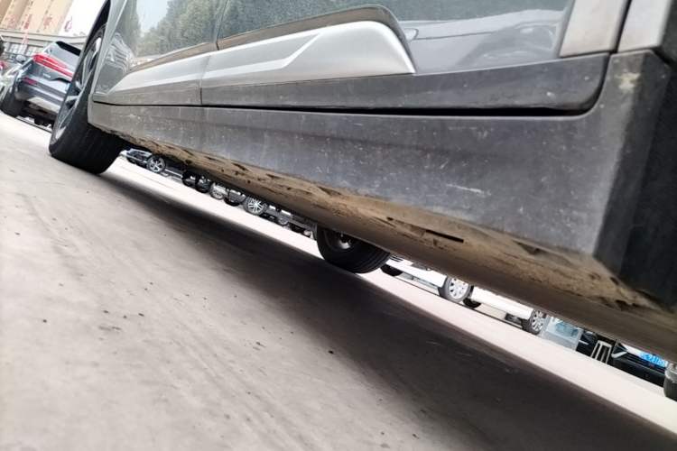 Used AION Y 2025 Plus 510 Smart Edition Left Side Sill