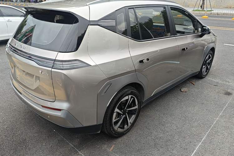 Used AION Y 2025 Plus 510 Enjoy Edition Rear Right 45 Deg