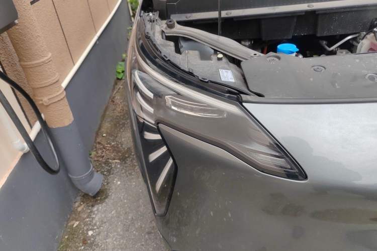 Used AION Y 2025 Plus 510 Zhihao Edition Right Front Headlight