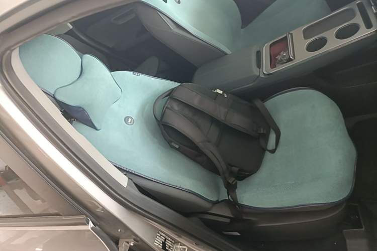 Used AION Y 2025 Plus 510 Smart Edition Right Front Seat