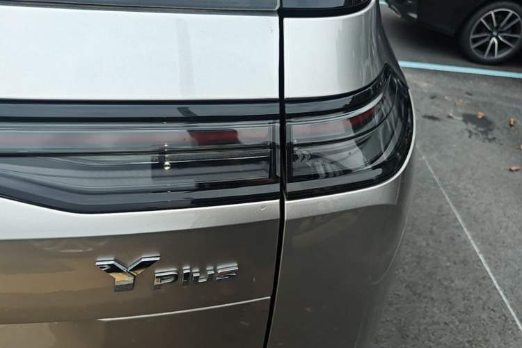 Used AION Y 2025 Plus 510 Enjoy Edition Right Rear Taillight