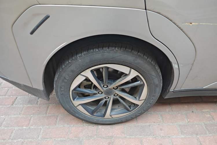Used AION Y 2025 Plus 510 Smart Edition Right Rear Wheel Hub