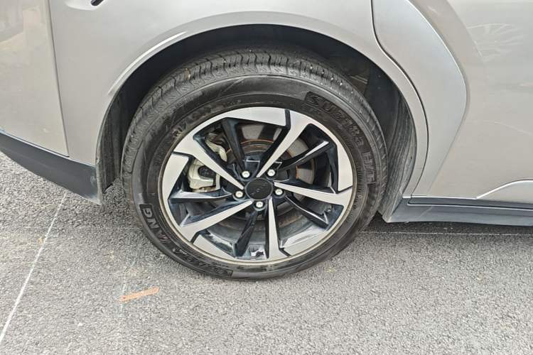 Used AION Y 2025 Plus 510 Enjoy Edition Right Rear Wheel Hub