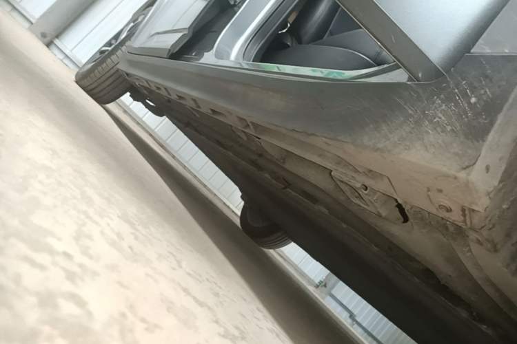 Used AION Y 2025 Plus 510 Smart Edition Right Side Sill