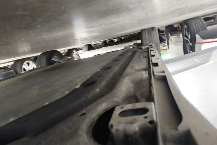 Used AION Y 2025 Plus 510 Enjoy Edition Right Side Sill