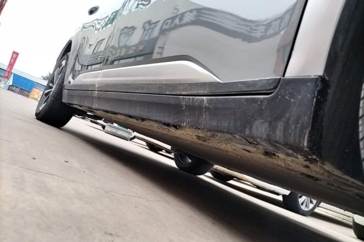 Used AION Y 2025 Plus 510 Smart Edition Right Side Sill