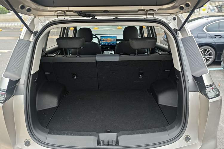 Used AION Y 2025 Plus 510 Enjoy Edition Trunk