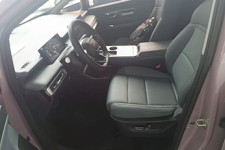 Used AION Y 2025 Plus 510 Zhihao Edition Left Front Seat