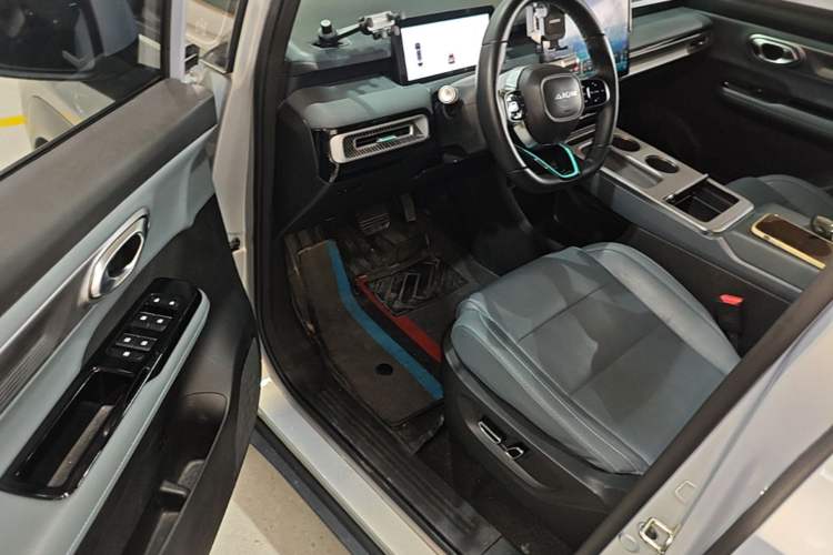 Used AION Y 2025 Plus 510 Zhihao Edition Driver Seat