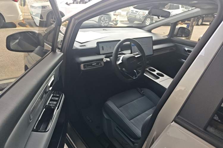 Used AION Y 2025 Plus 510 Enjoy Edition Driver Seat