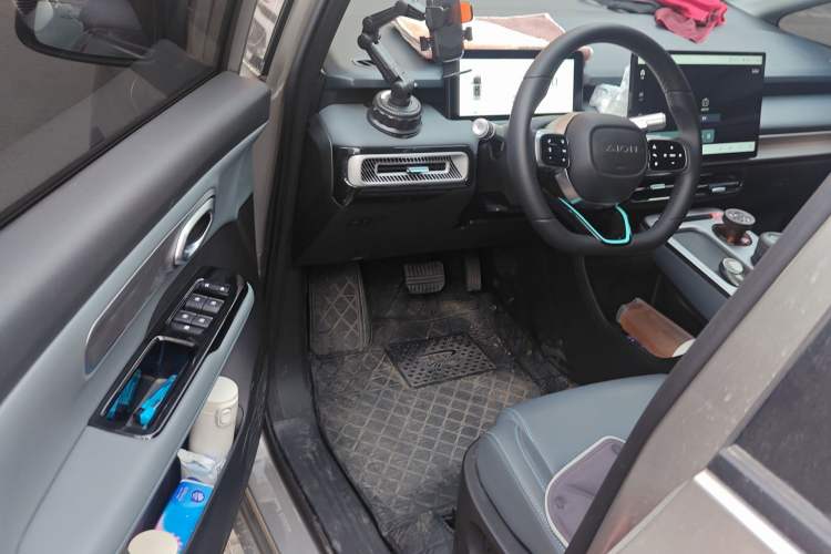 Used AION Y 2025 Plus 510 Zhihao Edition Driver Seat