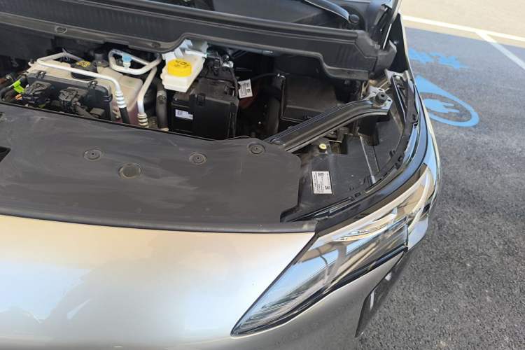 Used AION Y 2025 Plus 510 Zhihao Edition Engine Bay Left