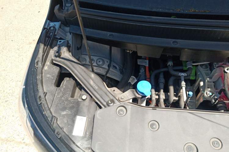Used AION Y 2025 Plus 510 Zhihao Edition Engine Bay Right