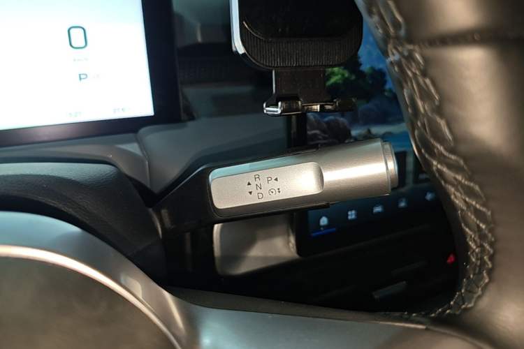 Used AION Y 2025 Plus 510 Zhihao Edition Gear Lever
