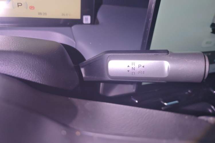 Used AION Y 2025 Plus 510 Smart Edition Gear Lever