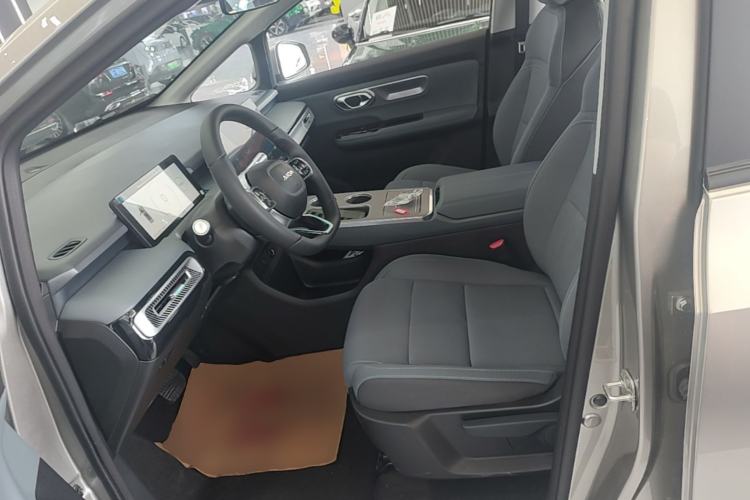 Used AION Y 2025 Plus 510 Smart Edition Left Front Seat