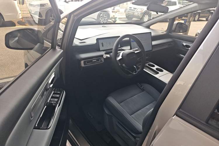 Used AION Y 2025 Plus 510 Enjoy Edition Left Front Seat