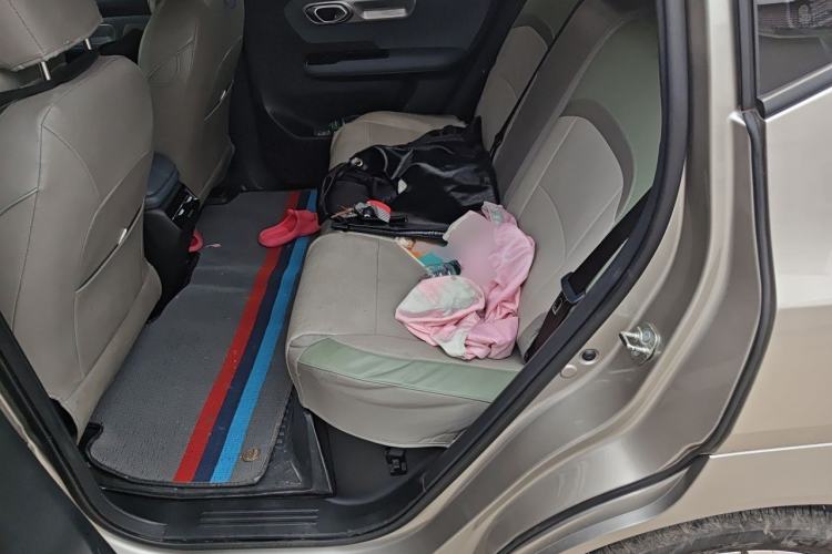 Used AION Y 2025 Plus 510 Enjoy Edition Left Rear Seat