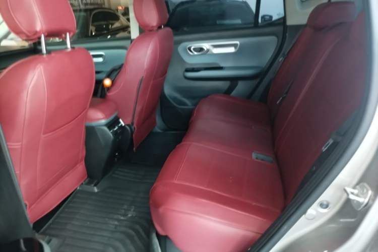 Used AION Y 2025 Plus 510 Enjoy Edition Left Rear Seat