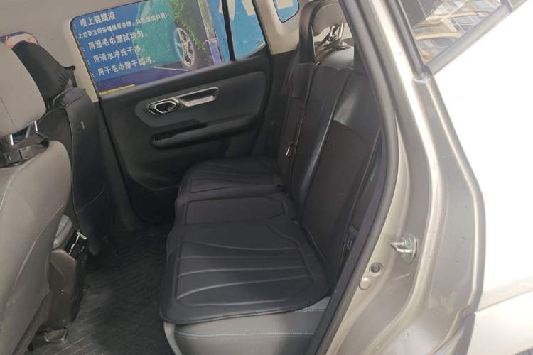Used AION Y 2025 Plus 510 Enjoy Edition Left Rear Seat