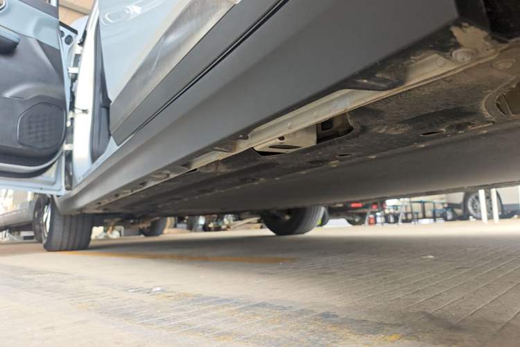 Used AION Y 2025 Plus 510 Smart Edition Left Side Sill