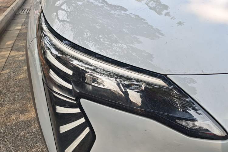 Used AION Y 2025 Plus 510 Enjoy Edition Right Front Headlight