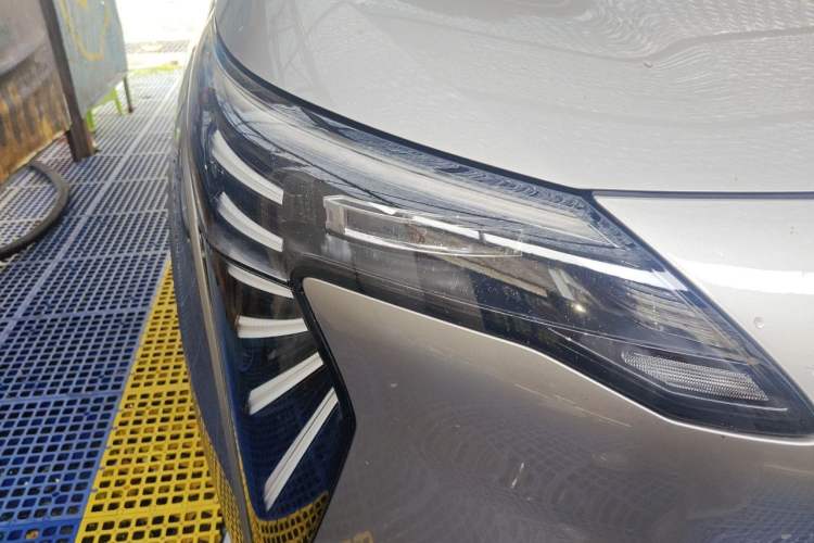 Used AION Y 2025 Plus 510 Enjoy Edition Right Front Headlight