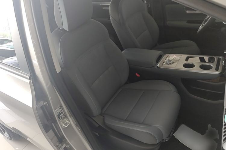 Used AION Y 2025 Plus 510 Smart Edition Right Front Seat