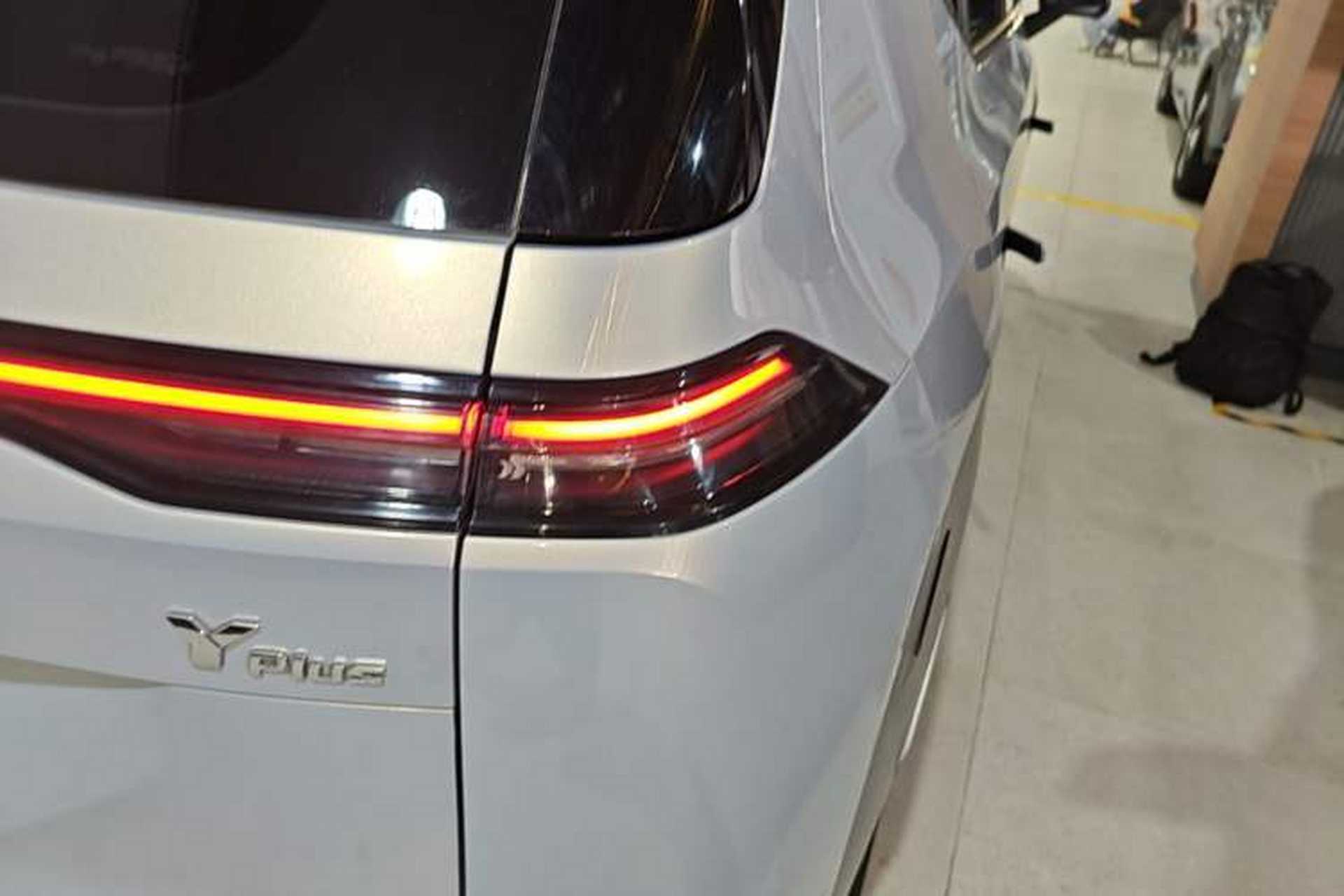 Used AION Y 2025 Plus 510 Zhihao Edition Right Rear Taillight